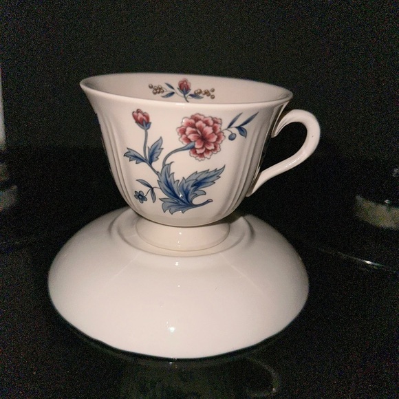 Wedgwood Williamsburg Potpourri Teacup, Saucer England NK510 Made in England - Picture 4 of 9